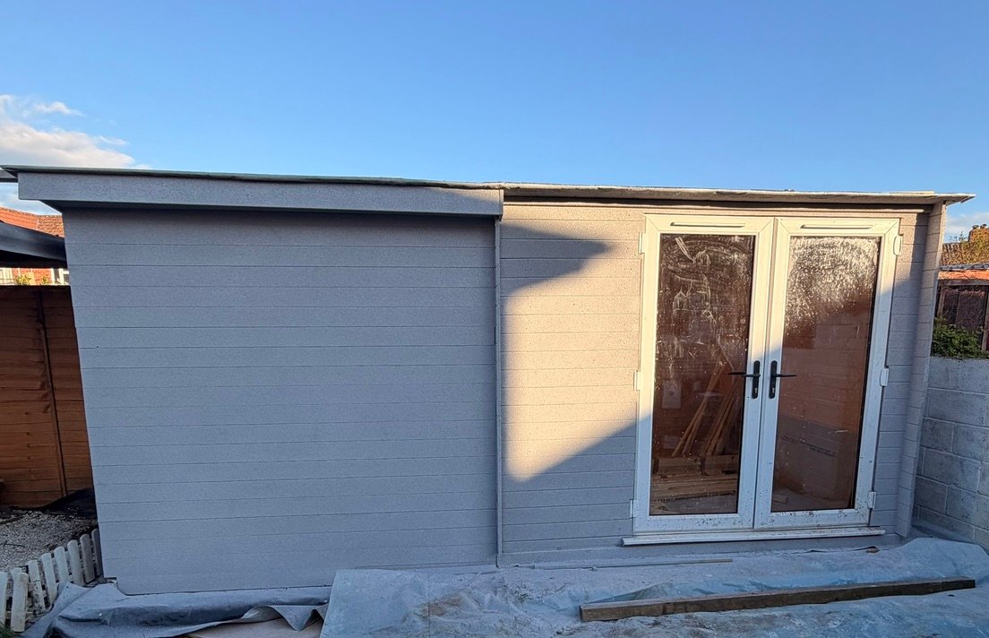 Finished exterior finish on a garden building